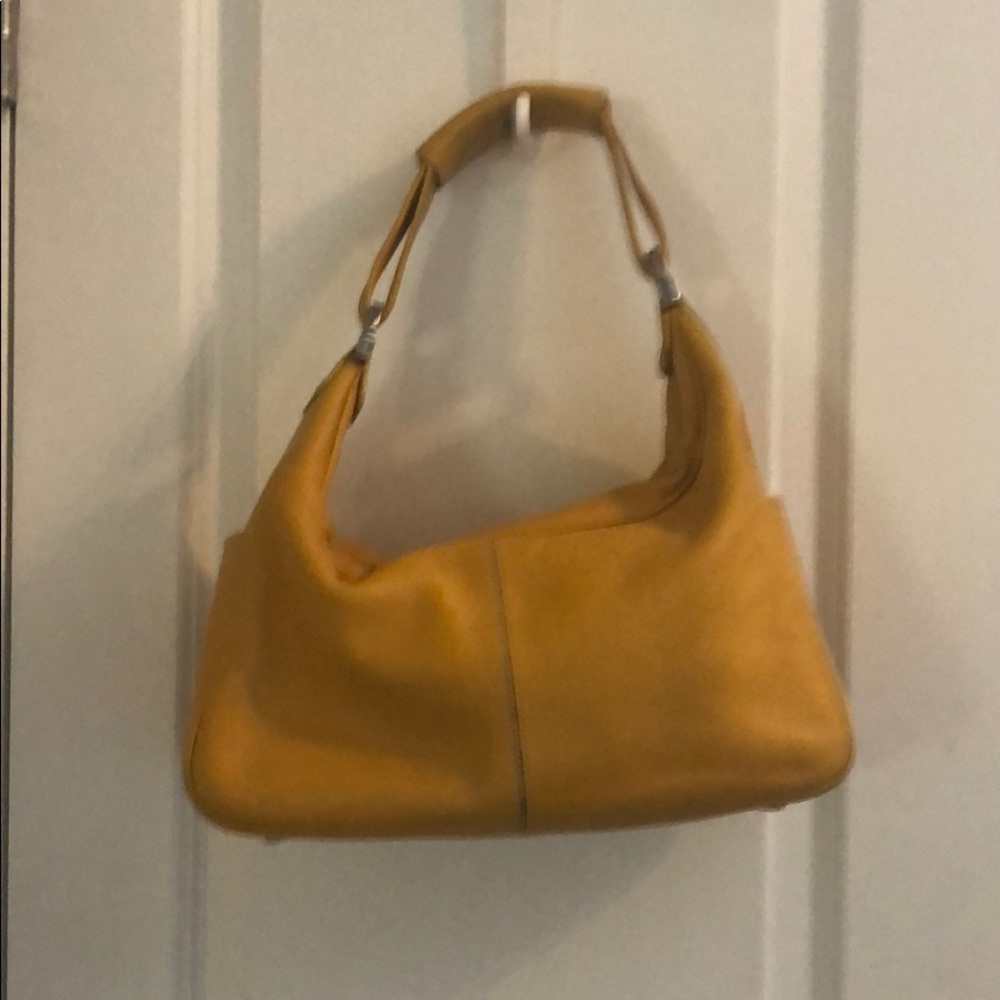 Tod’s leather milky hobo